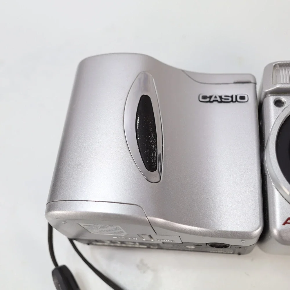 *NOT‎ WORKING* CASIO QV-2300UX Compact Digital Camera 2.1MP FOR PARTS REPAIR